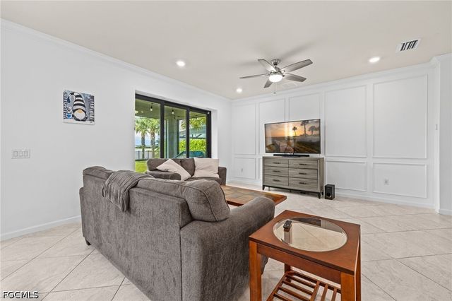 19608 Beechcrest PL, Estero, FL 33928