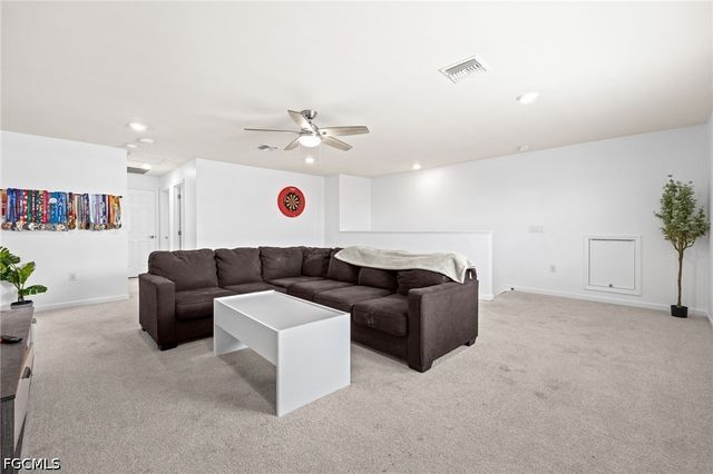 19608 Beechcrest PL, Estero, FL 33928