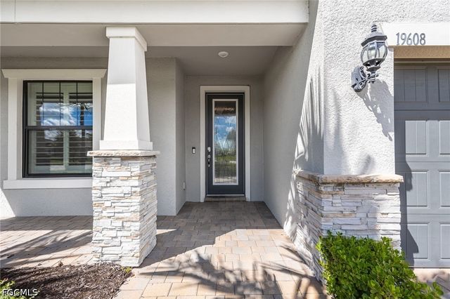 19608 Beechcrest PL, Estero, FL 33928