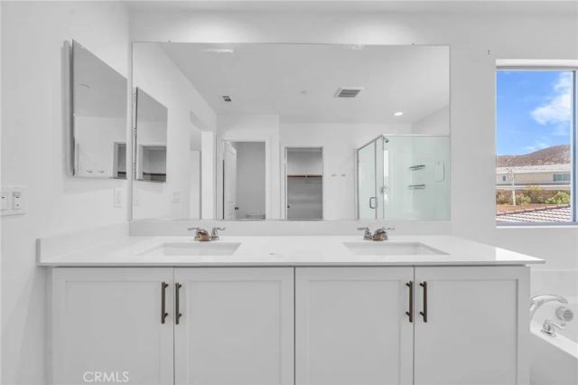 27224 Felsic Drive, Menifee, CA 92585