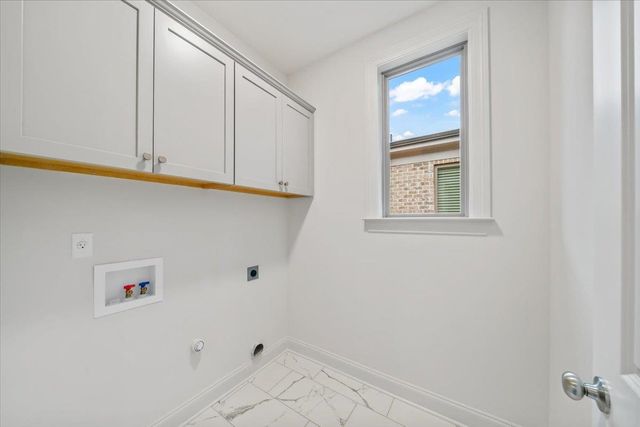 499 ARMEL DR, Collierville, TN 38017