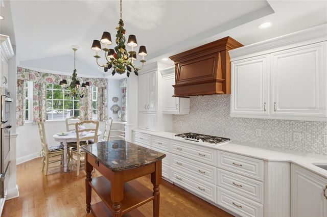 1798 LINCOLN PARK CIRCLE, Sarasota, FL 34236