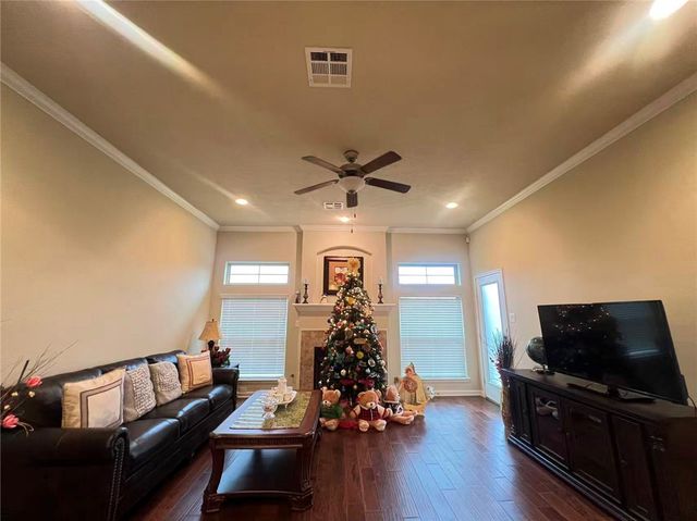 2515 Warkworth Lane, College Station, TX 77845