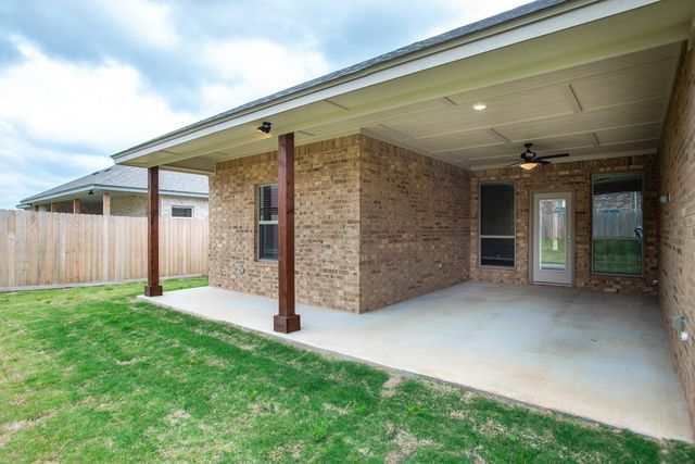 1018 Winchester DR, Nolanville, TX 76559