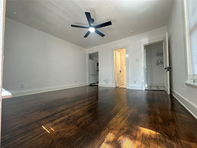 4617 Gaston Avenue A, Dallas, TX 75246