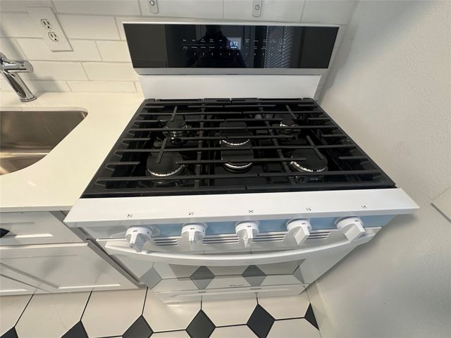 4617 Gaston Avenue A, Dallas, TX 75246