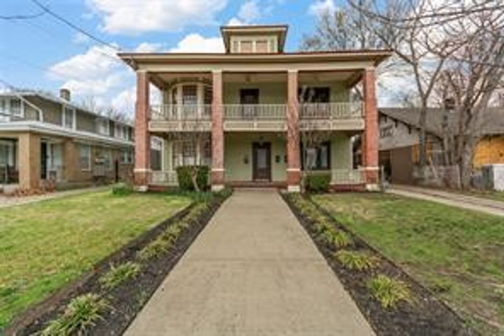 4617 Gaston Avenue A, Dallas, TX 75246