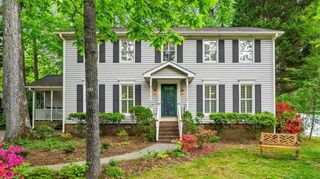 1005 New Hampshire Drive, Jamestown, NC 27282
