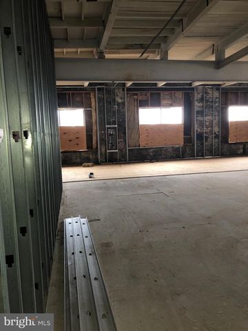 860-62 N 40TH ST, Philadelphia, PA 19104