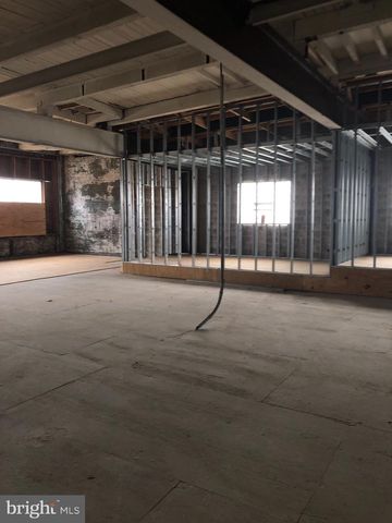 860-62 N 40TH ST, Philadelphia, PA 19104