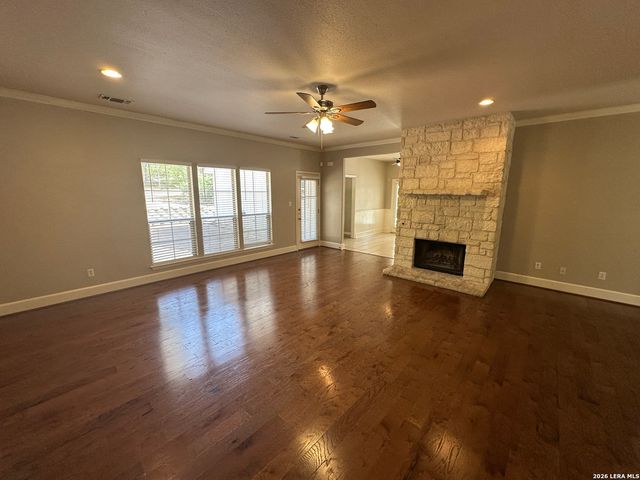 25160 TOUTANT BEAUREGARD RD, San Antonio, TX 78255