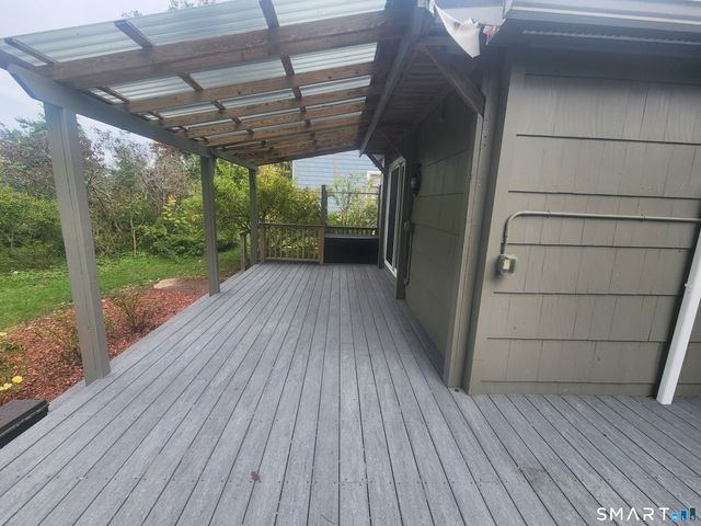 72 Waverly Park Road, Branford, CT 06405