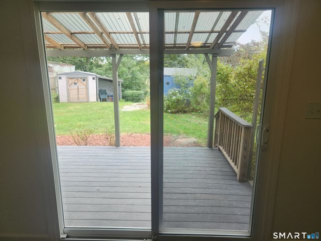 72 Waverly Park Road, Branford, CT 06405