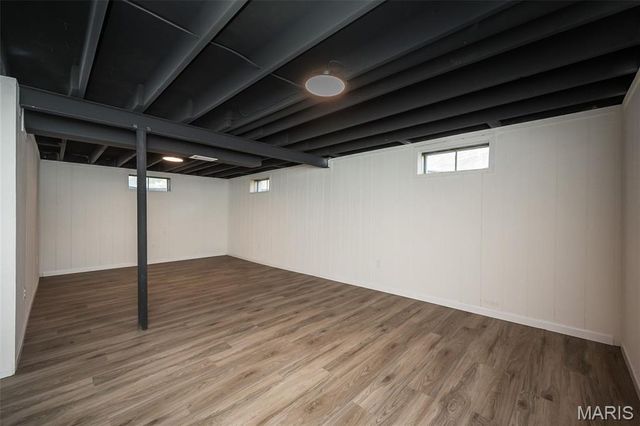 1304 Kew Gardens Drive, Florissant, MO 63031