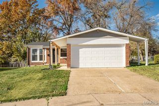 1304 Kew Gardens Drive, Florissant, MO 63031