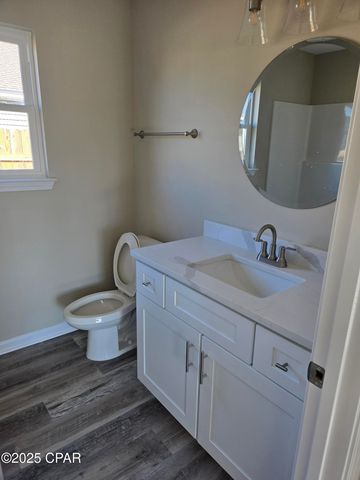 2806 Hyde Avenue, Panama City, FL 32405