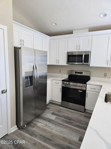 2806 Hyde Avenue, Panama City, FL 32405