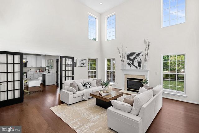 21457 CHICKACOAN TRAIL DR, Broadlands, VA 20148
