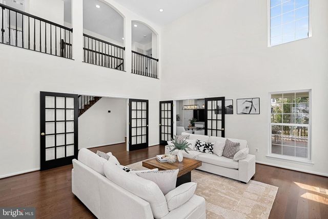 21457 CHICKACOAN TRAIL DR, Broadlands, VA 20148
