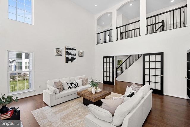 21457 CHICKACOAN TRAIL DR, Broadlands, VA 20148