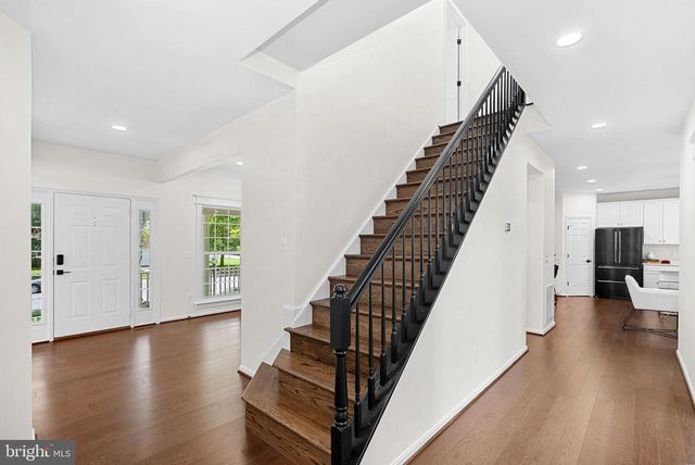 21457 CHICKACOAN TRAIL DR, Broadlands, VA 20148