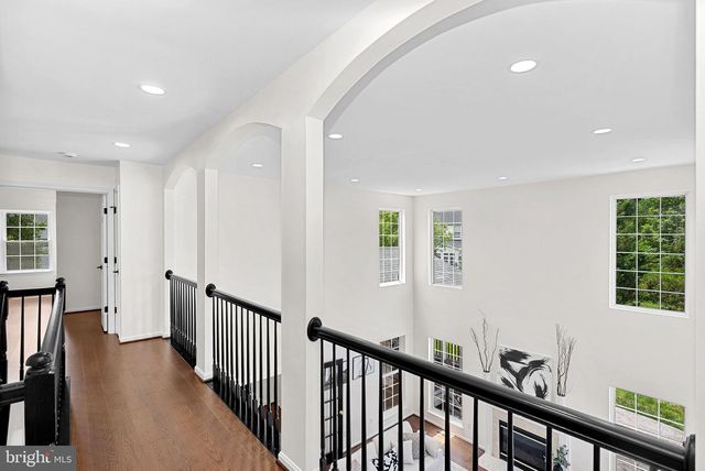 21457 CHICKACOAN TRAIL DR, Broadlands, VA 20148
