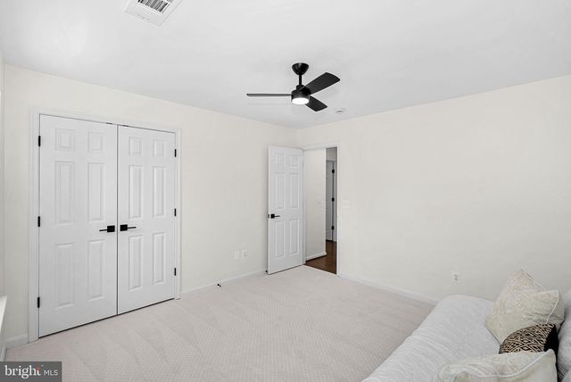 21457 CHICKACOAN TRAIL DR, Broadlands, VA 20148