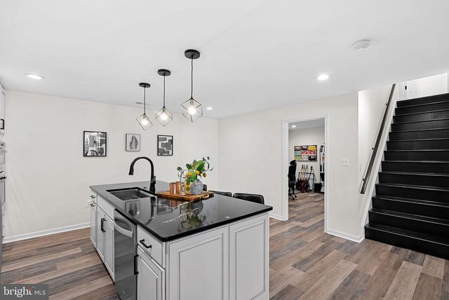 21457 CHICKACOAN TRAIL DR, Broadlands, VA 20148
