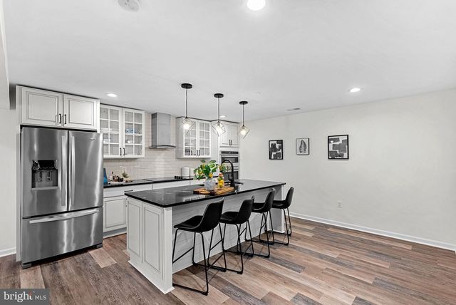 21457 CHICKACOAN TRAIL DR, Broadlands, VA 20148