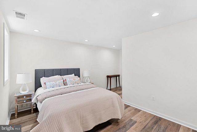 21457 CHICKACOAN TRAIL DR, Broadlands, VA 20148