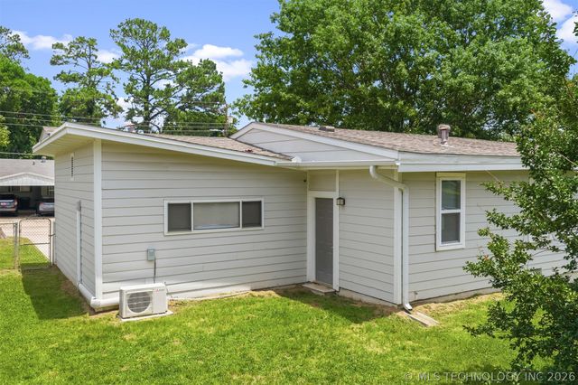 1103 University Boulevard, Durant, OK 74701