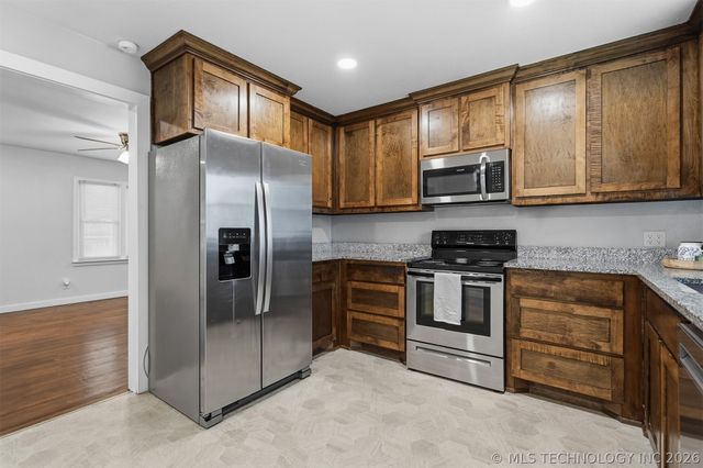 1103 University Boulevard, Durant, OK 74701
