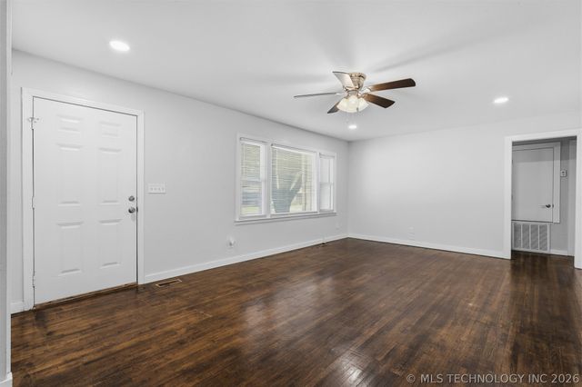 1103 University Boulevard, Durant, OK 74701
