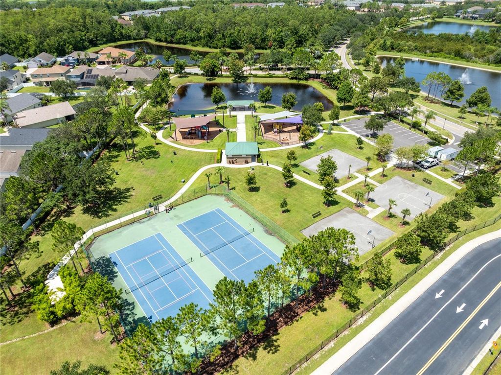 Image 33 of property listing at 856 TIMBER ISLE DRIVE, Orlando, FL 32828