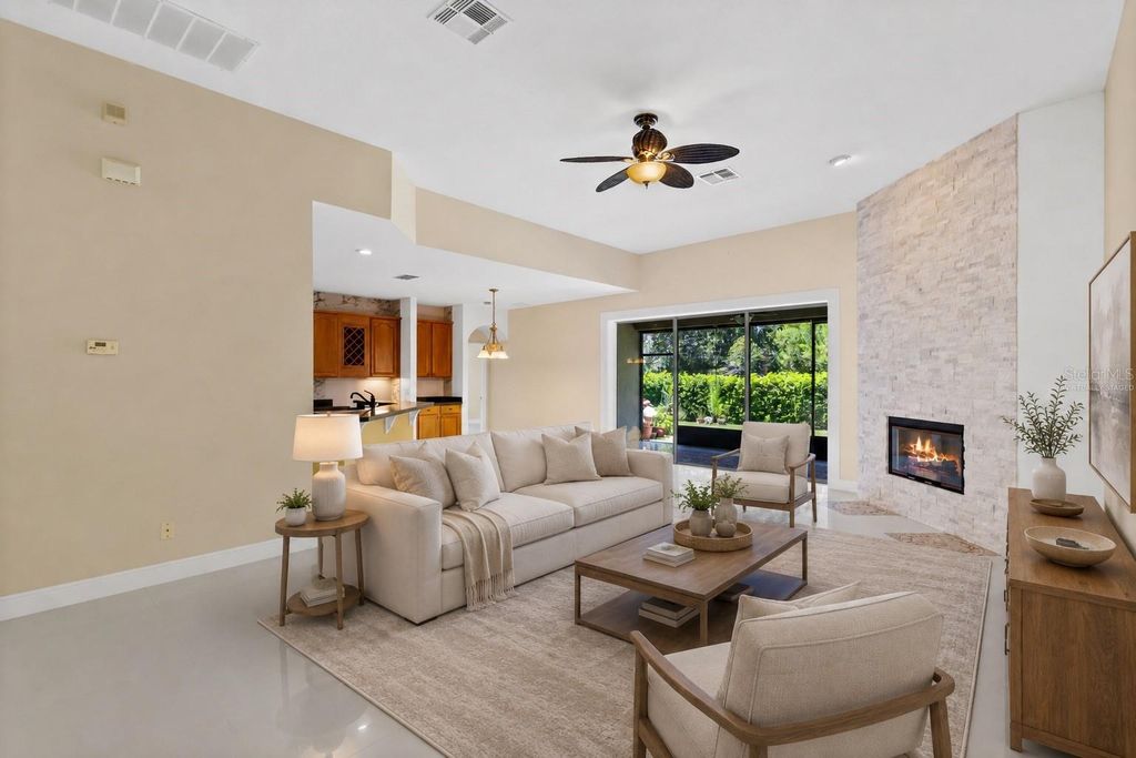 Image 6 of property listing at 856 TIMBER ISLE DRIVE, Orlando, FL 32828