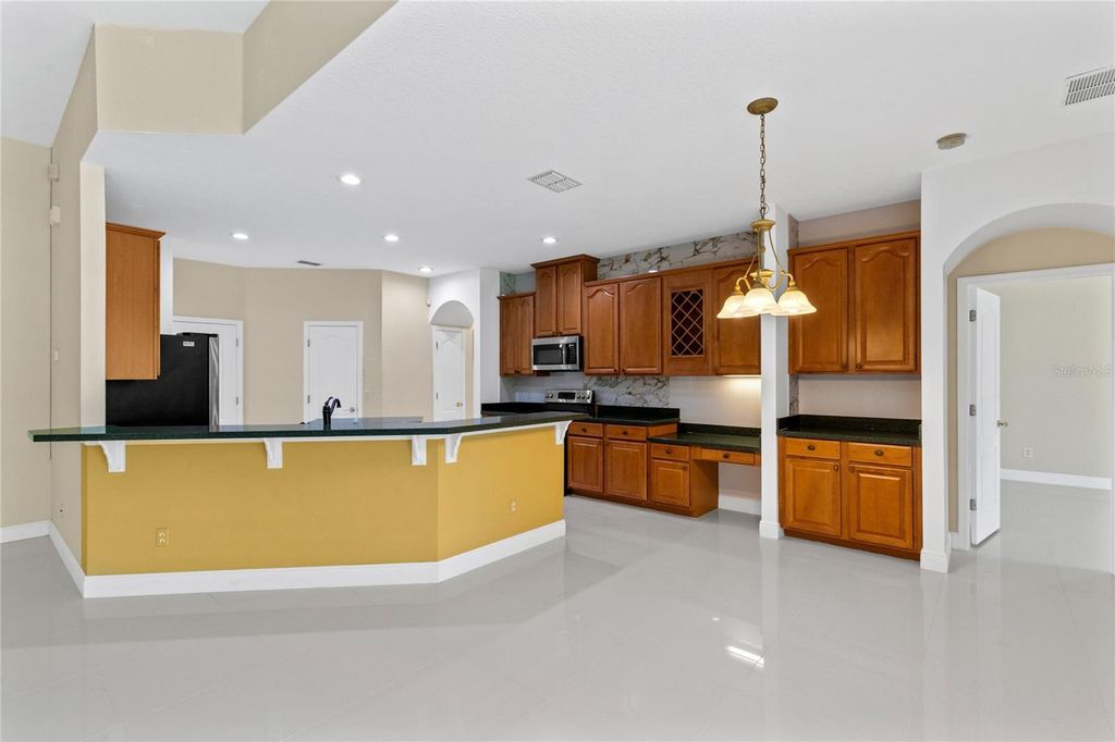 Image 8 of property listing at 856 TIMBER ISLE DRIVE, Orlando, FL 32828