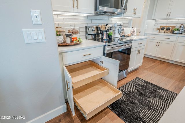 1573 N Ruff Court, Green Valley, AZ 85614