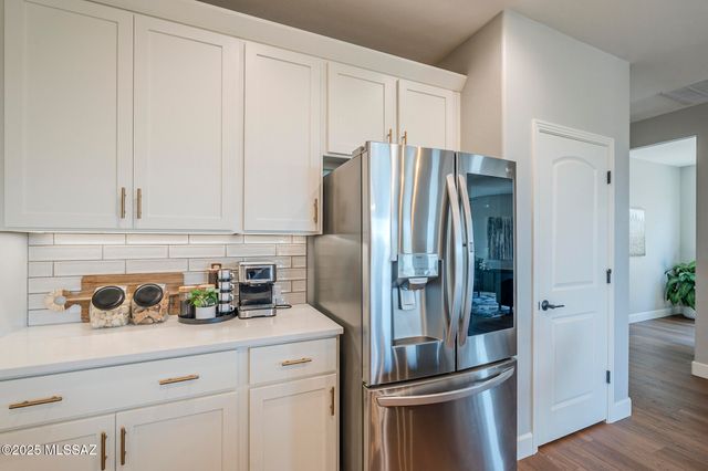 1573 N Ruff Court, Green Valley, AZ 85614