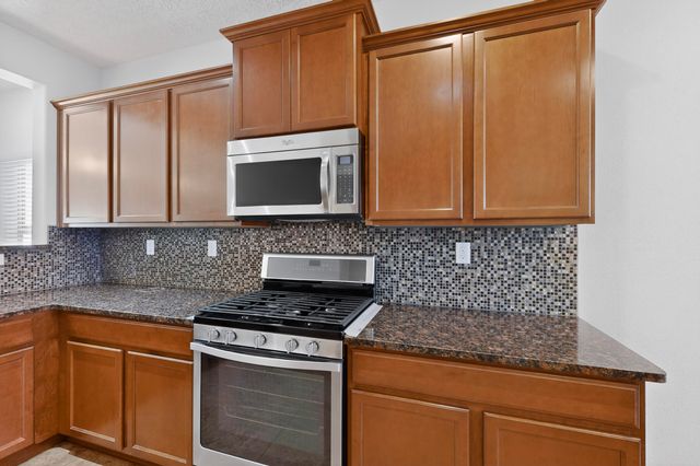 6008 Jagged Peak Road NW, Albuquerque, NM 87114