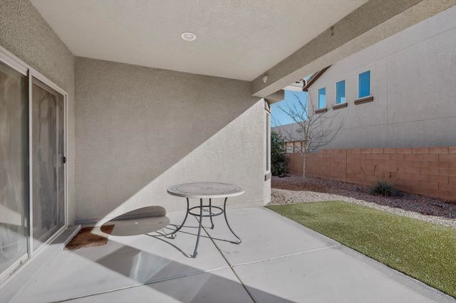 6008 Jagged Peak Road NW, Albuquerque, NM 87114