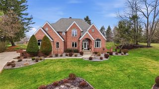 109 Brookside Ln, Moon/crescent Twp, PA 15108