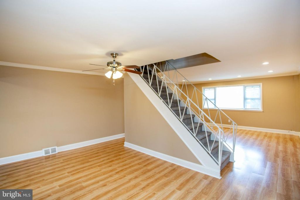 3545 NOTTINGHAM LN, PHILADELPHIA, PA 19114 — photo 5