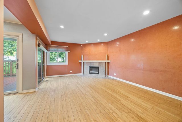 1044 Cumberland Court, Vernon Hills, IL 60061