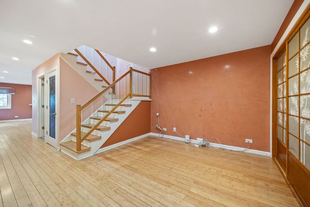 1044 Cumberland Court, Vernon Hills, IL 60061