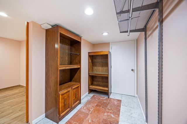 1044 Cumberland Court, Vernon Hills, IL 60061
