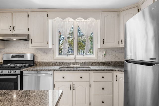30 Walter Rd, Danvers, MA 01923
