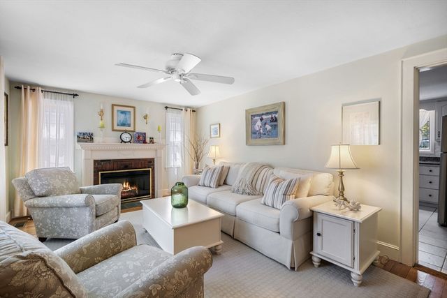 30 Walter Rd, Danvers, MA 01923