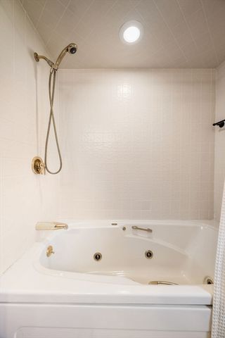 30 Walter Rd, Danvers, MA 01923