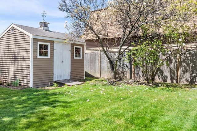 30 Walter Rd, Danvers, MA 01923