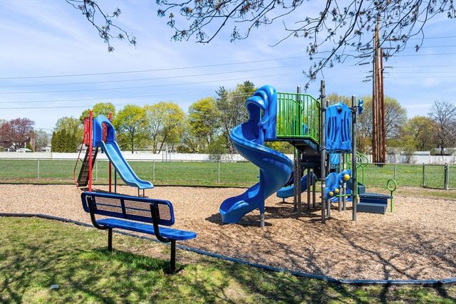 30 Walter Rd, Danvers, MA 01923